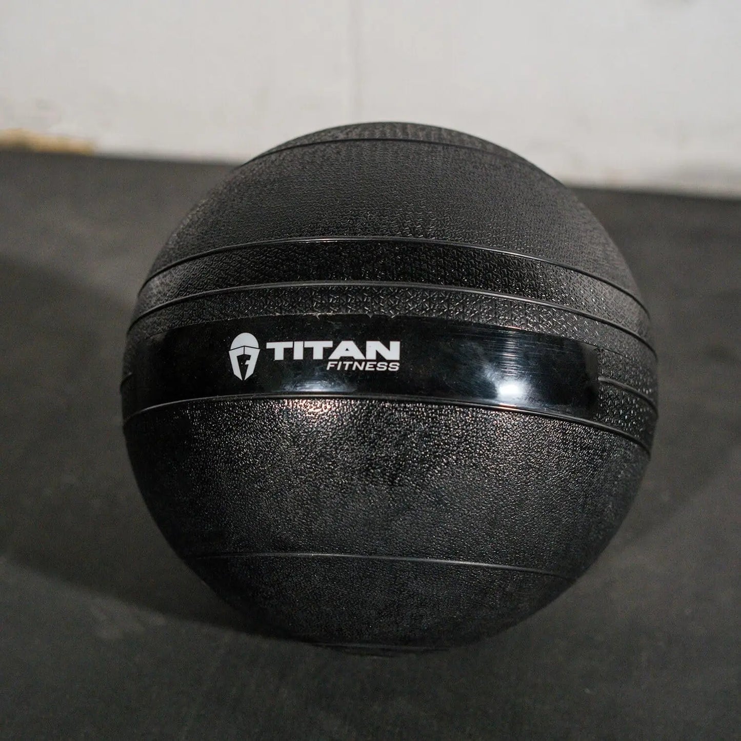 25 Lb Rubber Slam Ball Textured Surface For Strength